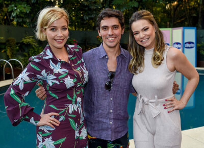 Luiza Possi e Milena Toscano prestigiam evento da Chicco