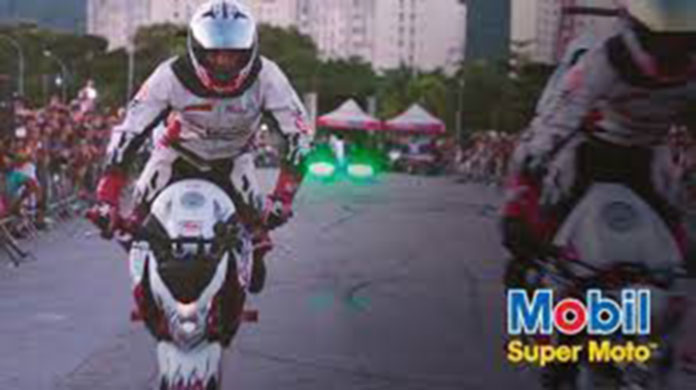 Marca de lubrificantes Mobil Super Moto dá dicas de direção segura para motociclistas