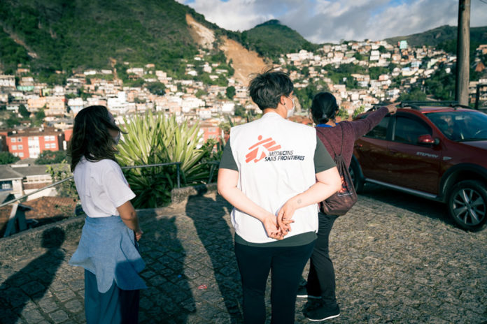 Médicos Sem Fronteiras atua em Petrópolis com projeto de saúde mental