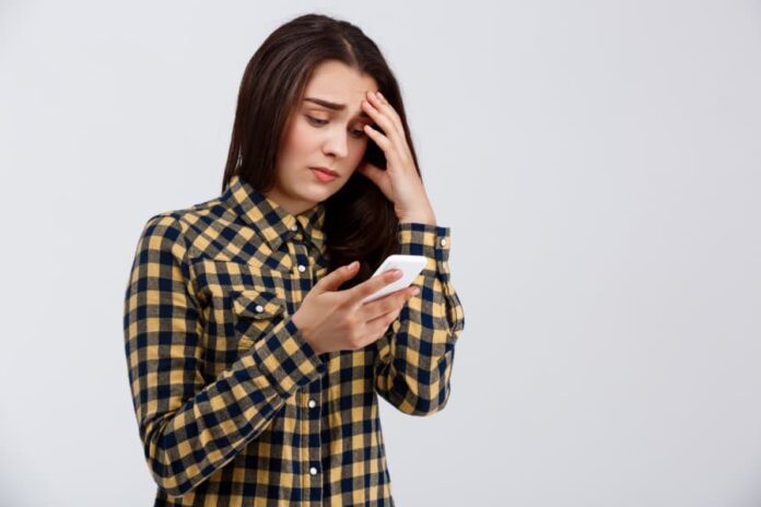 Barato que sai caro: uso de WhatsApp não oficial faz empresa perder dinheiro, negócios e até ser banida do aplicativo - Freepik