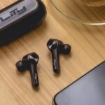 4 dicas para aumentar o tempo de vida útil de fones de ouvido e carregadores