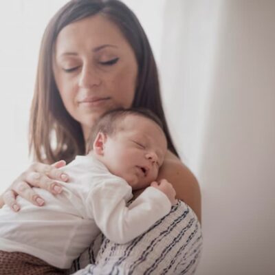 Seis cuidados para mamãe e bebê nos seis primeiros meses após o parto