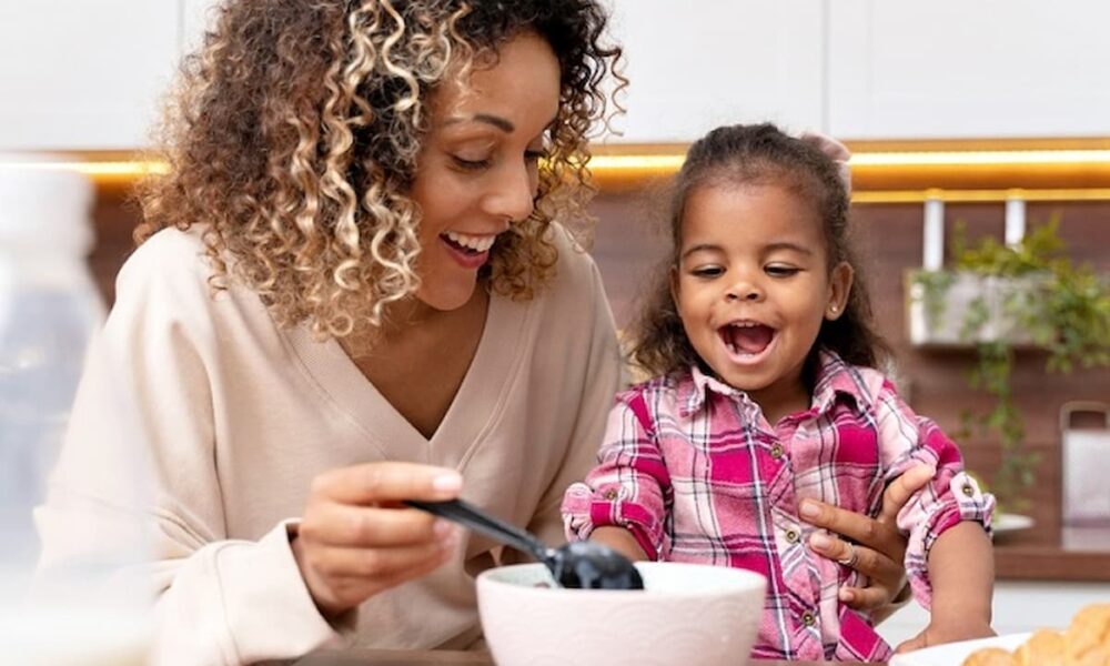 A Importância de Manter a Alimentação e o Sono das Crianças Durante Férias Escolares