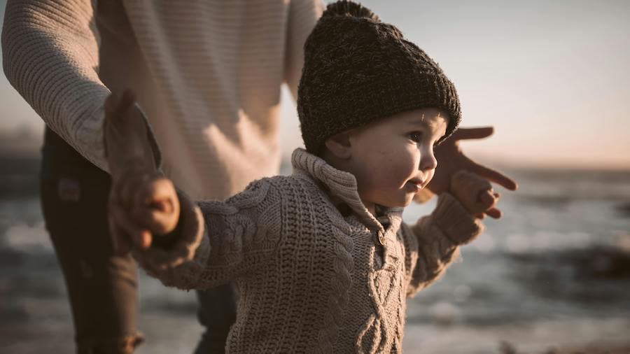 Como estimular o bebê a andar de forma saudável?