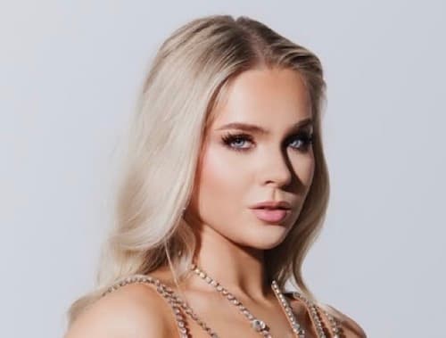 Miss Islândia - Helena O'Connor
